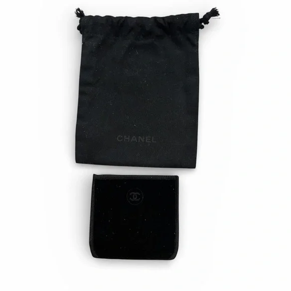 NIB CHANEL Black Compact Dual Mirror Blk Drawstring Logo Pouch Dustbag 4 ITEMS - Picture 8 of 16